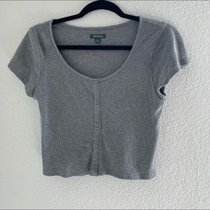 Gray top
